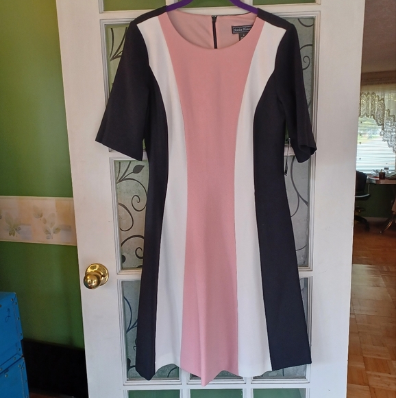 Jessica Howard dress Missy size 6 slimming new with tags - Picture 1 of 7